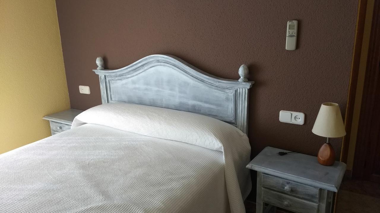 Hostal Venta Del Peral Кульяр-де-Баса Экстерьер фото